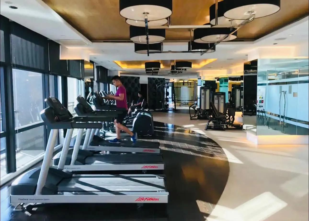 Hotel The Gramercy Residences New Sleek 1Br Suite, 600Mbps Wifi, Netflix & Free Amenities Manila