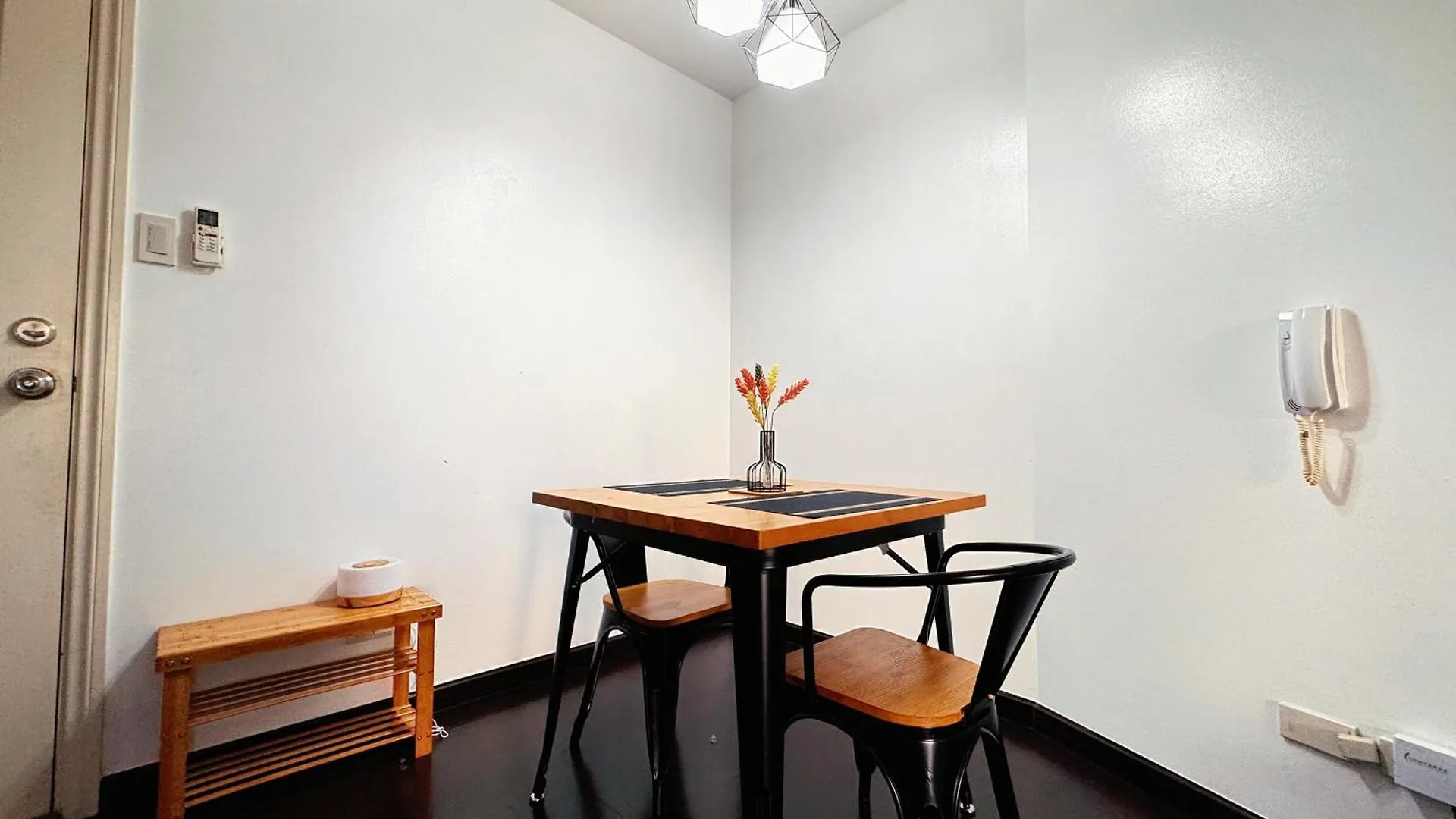 The Gramercy Residences New Sleek 1Br Suite, 600Mbps Wifi, Netflix & Free Amenities Manila Hotel