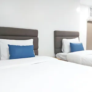 Hotel Airobedz Makati - A Value, Manila
