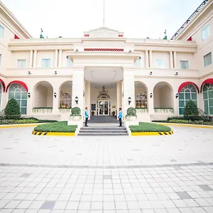 5* Hotel Rizal Park