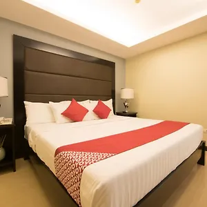 Hotel Oyo 456 Festive, Manila