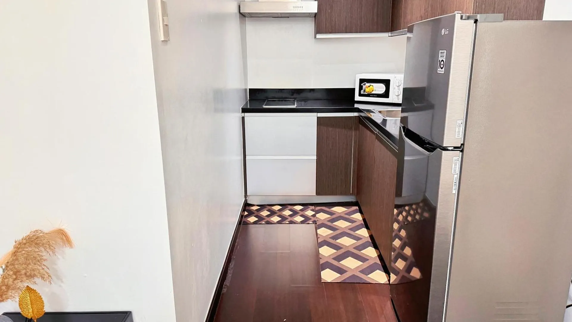 The Gramercy Residences New Sleek 1Br Suite, 600Mbps Wifi, Netflix & Free Amenities Manila Hotel